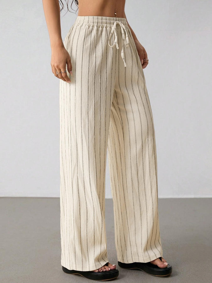 Damen Weite Strickhose mit hohem Bund und Kordelzug Echo Archiv