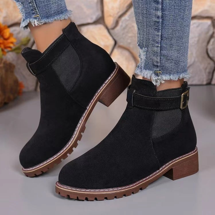 Damen nan knöchelhohe Chelsea-Boots mit elastischem Einsat z, Zierschnalle und profilierter Gummisohle Echo Archiv