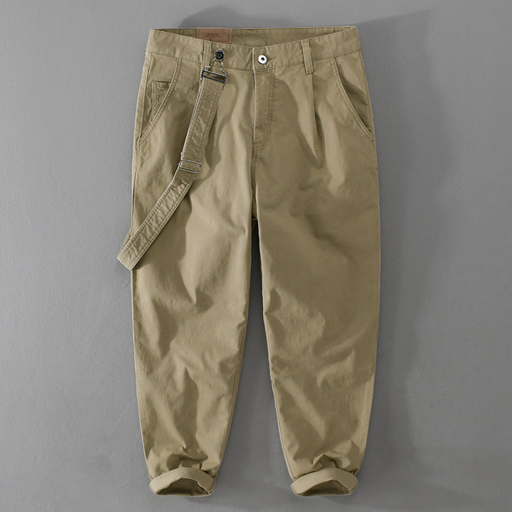 Herren Tapered-Chinohose mit abnehmbarem Gurt, hohem Bund und gekrempeltem Saum Echoarchiv