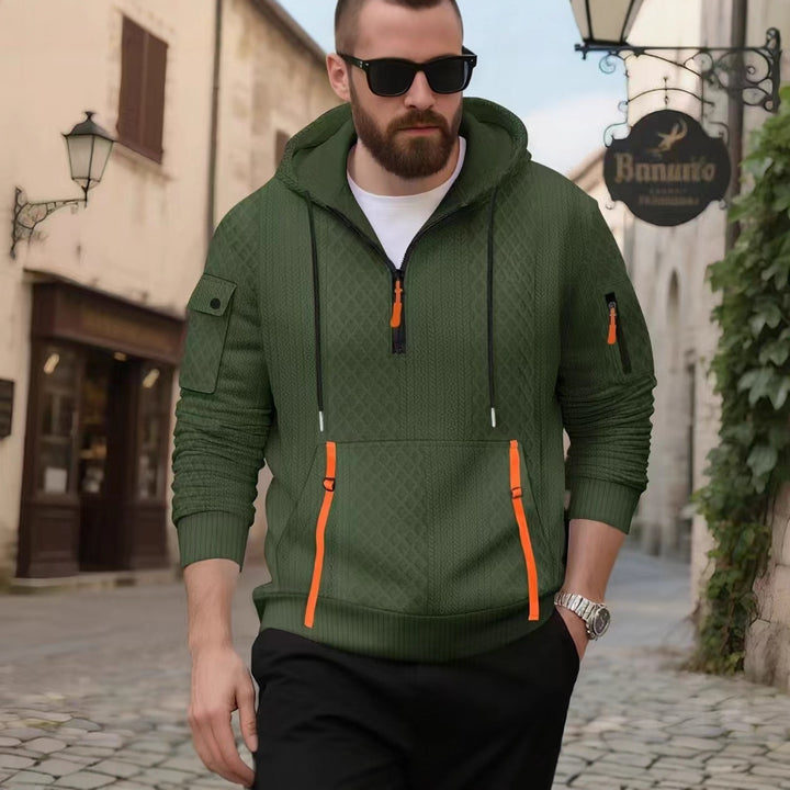 Herren sportlicher Kapuzenpullover mit strukturiertem Design und praktischen Reißverschlusstaschen Echoarchiv