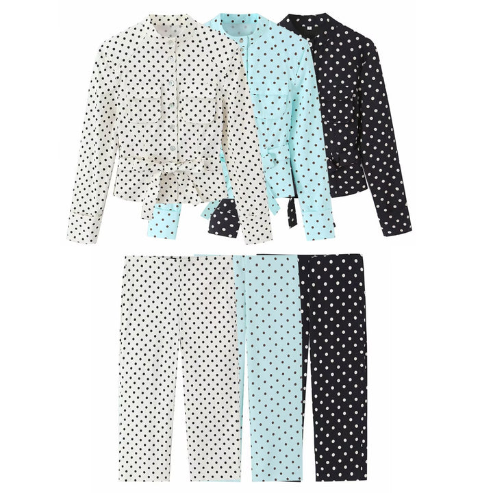 Damen Bluse mit Stehkragen, Taillengürtel und Brusttaschen Echo Archiv