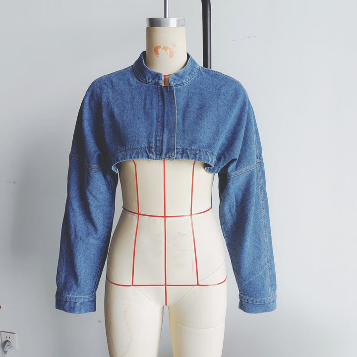 Damen cropped Jeansbolerojacke mit Stehkragen, oversize-Ärmeln und verdeckter Frontleiste – Célinea