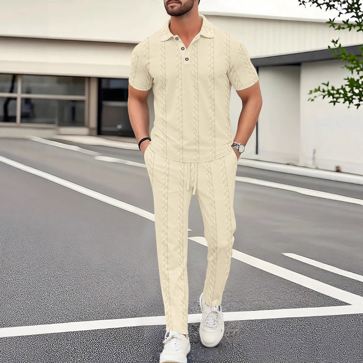 Herren modisches Polo- und Jogger-Set mit strukturiertem Design Echoarchiv