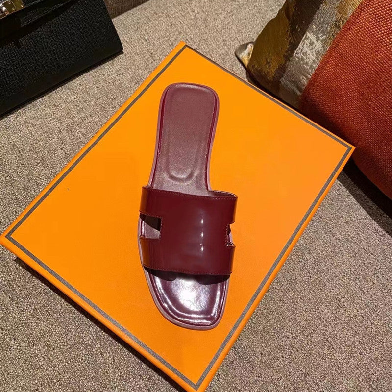 Echoarchiv | Elegante Luxussandalen Mit Ergonomischem Halt