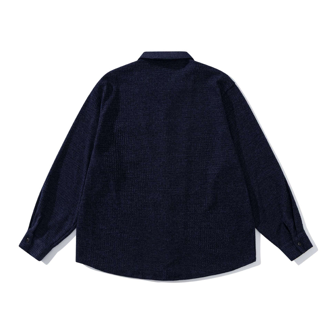 Unisex strukturierte Strick-Hemdjacke mit Kentkragen und aufgesetzter Brusttasche Echoarchiv