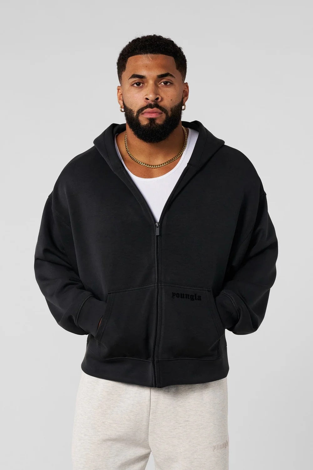 Herren Kapuzenpullover mit durchgehendem Reißverschluss und praktischen Taschen Echoarchiv