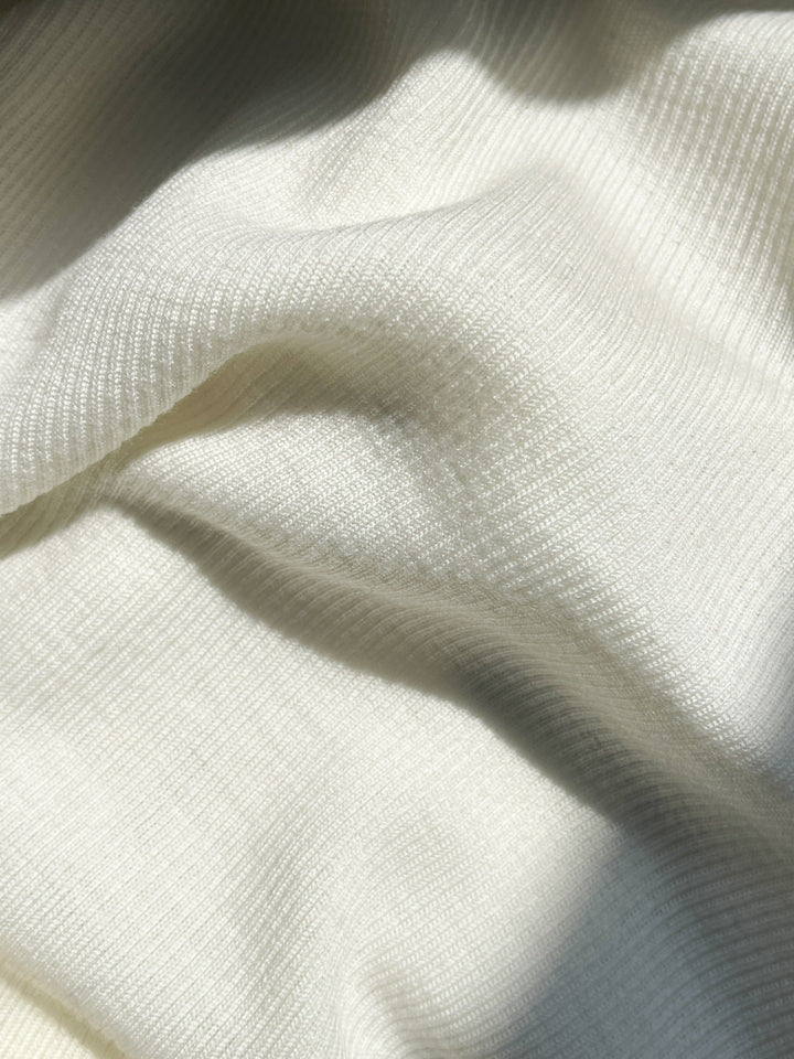 Frauen Strukturierte Leichte Strickstoff Echoarchiv