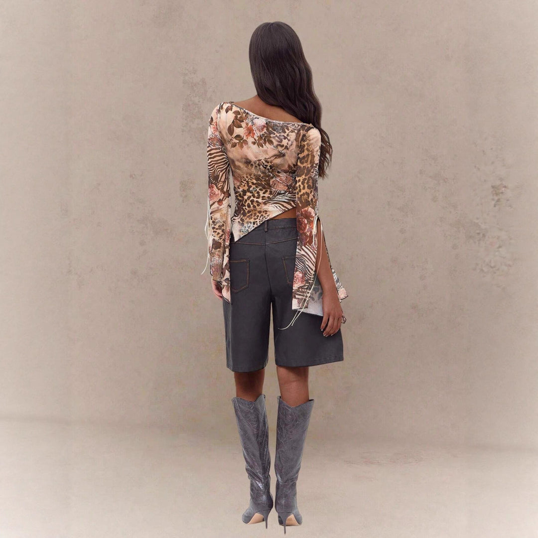 Damen nan asymmetrisches semitransparentes Mesh-Top mit floral-animalischem Muster, gerafftem Rumpf und schulterfreiem Wasserfall-Ausschnitt Echo Archiv