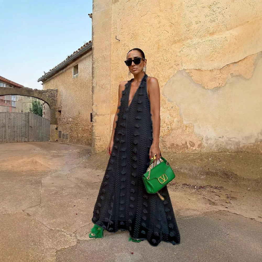 Damen Maxikleid mit voluminösem Saum und zarten Stickereien Echo Archiv