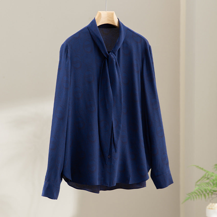 Damen Bluse mit Schleifenkragen und dezenter Jacquardstruktur Echoarchiv