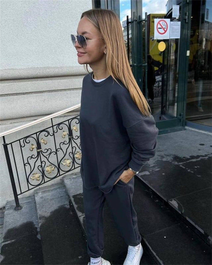 Damen Oversize-Loungewear-Set mit verlängertem Rundhals-Sweater und elastischer Bündchen-Jogginghose – Avérine