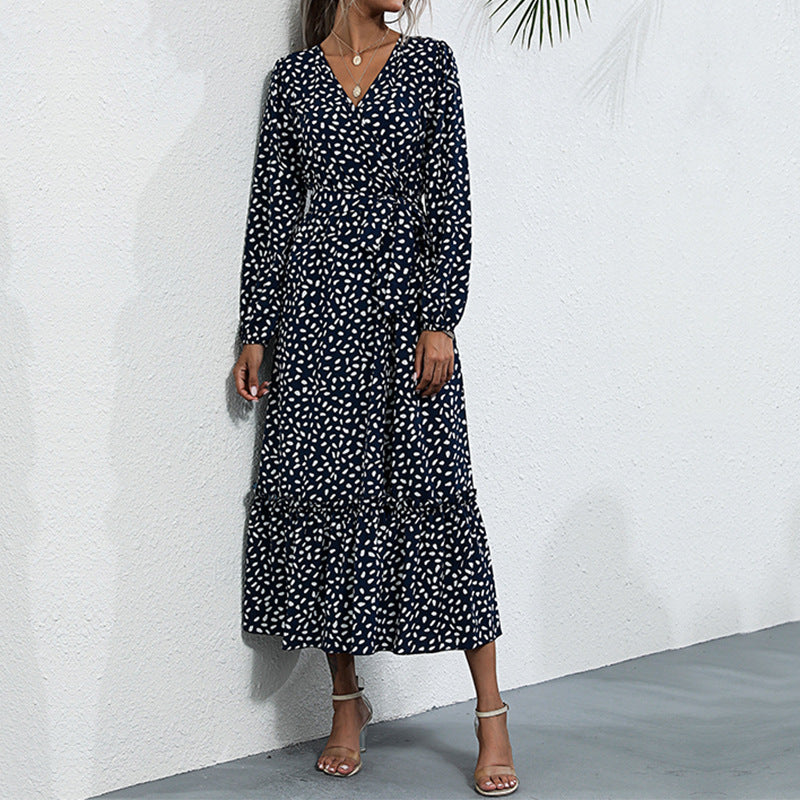 Damen Gemustertes Midikleid mit Wickel‑Optik, geraffter Taille und Stufenvolant Echoarchiv