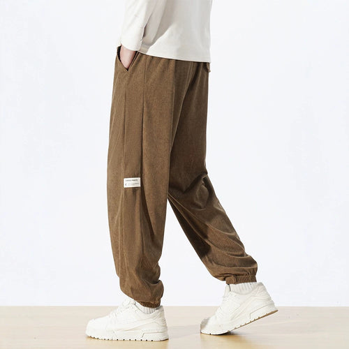 Herren Relaxed-Fit Cord-Jogginghose mit Tunnelzug, elastischen Knöchelbündchen & Cargo-Detail Echo Archiv