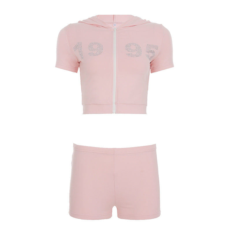 Damen sportliches Zweiteiliges Set mit Kapuzenoberteil und kurzen Shorts Echo Archiv
