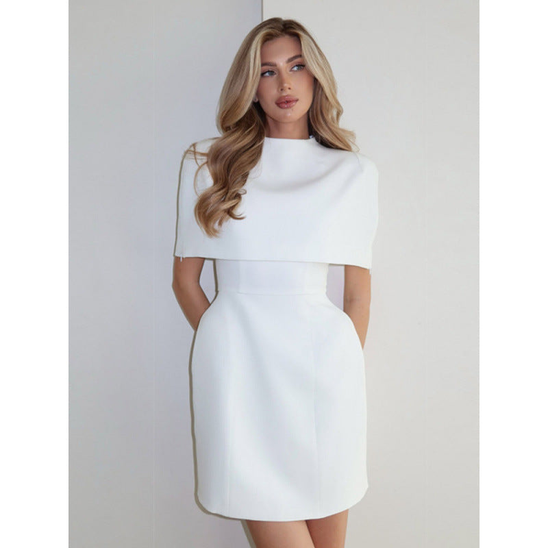 Damen Cape-Minikleid mit Stehkragen und taillierter Korsage Echoarchiv