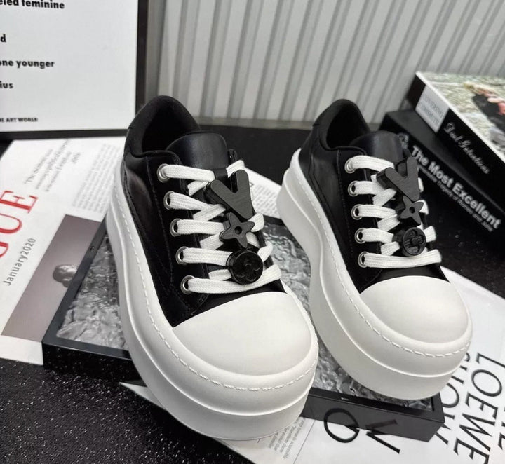 Damen Modische Sneakers mit auffälligem Design Echo Archiv