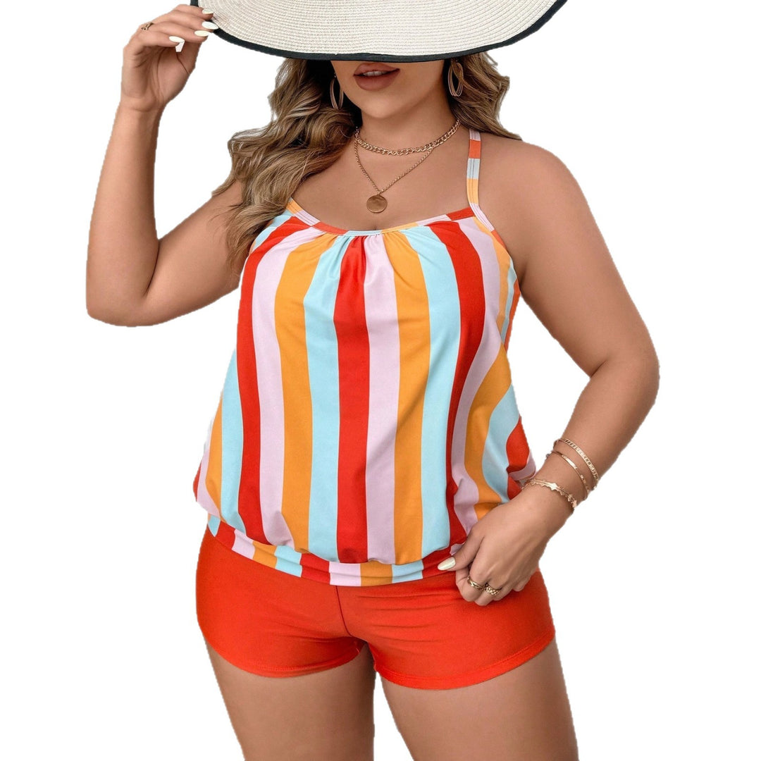 Damen gestreiftes Badeoutfit mit lässiger Shorts Echo Archiv