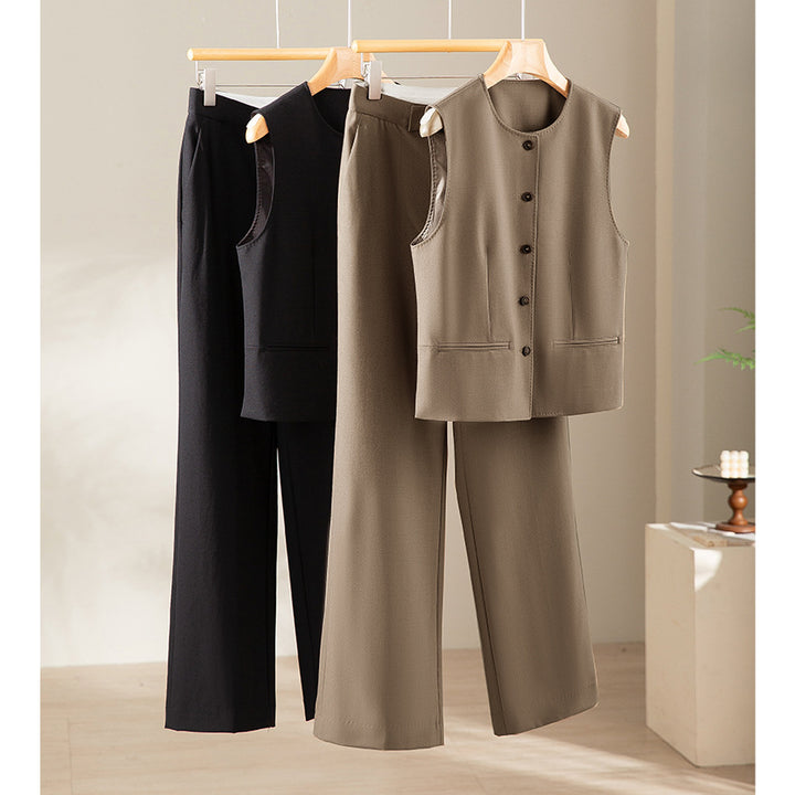 Damen Hochtaillierte weite Palazzo-Hose aus fließendem Satin mit Bügelfalte Echoarchiv