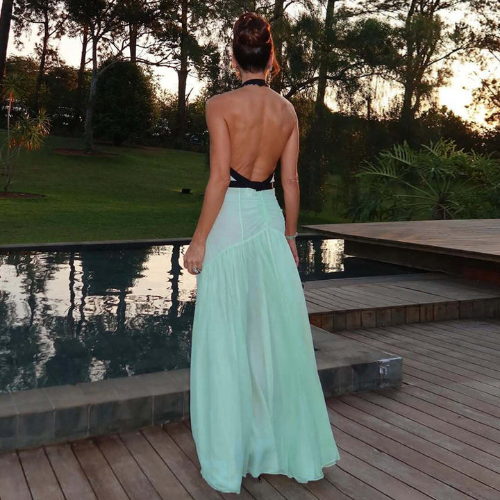 Damen Maxikleid mit tiefem V-Ausschnitt und innovativer Raffung Echo Archiv