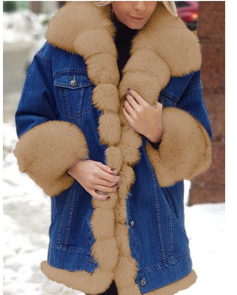 Damen Oversize Jeansjacke mit voluminösem Kunstfellkragen und Manschetten – Denévia