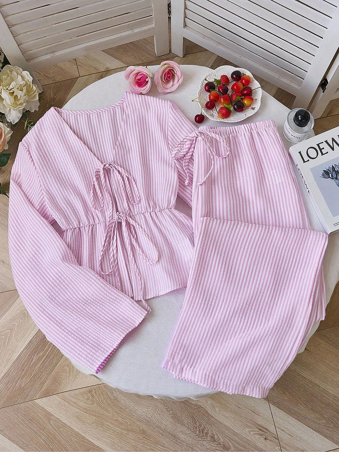 Damen nan gestreiftes Leinenähnliches Homewear-Set mit gerafftem Tunnelzugoberteil und elastischer Bundhose Echo Archiv