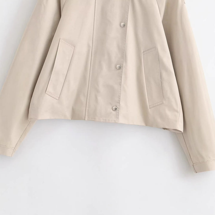 Damen Cropped Trenchjacke im Boxy‑Schnitt mit Schulterklappen und Druckknöpfen Echo Archiv