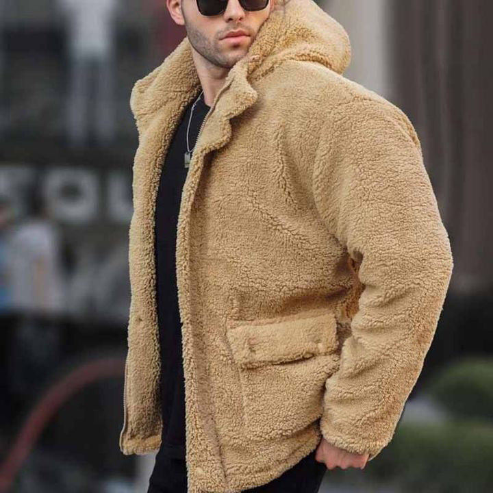 Herren modische Teddyjacke mit großer Kapuze und aufgesetzten Taschen Echoarchiv
