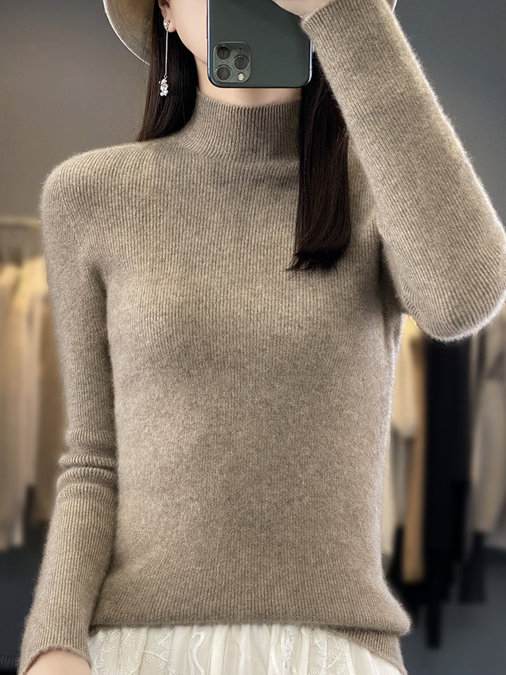 Damen Schlanker Feinstrick-Mockneckpullover aus feinem Angora‑Mix Echoarchiv