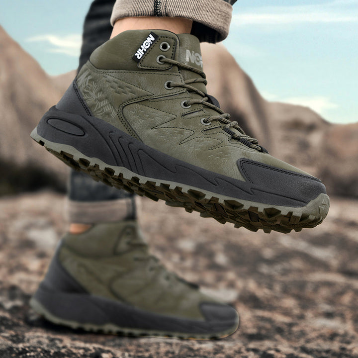 Herren nan robuster wasserabweisender Trekkingstiefel mit mittlerer Schafthöhe und rutschfester Profilsohle Echo Archiv