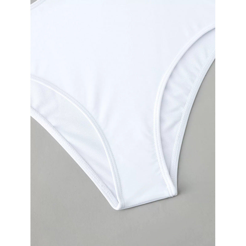 Damen Cut-Out Badeanzug mit modischem Ringdetail und figurformendem Schnitt Echo Archiv