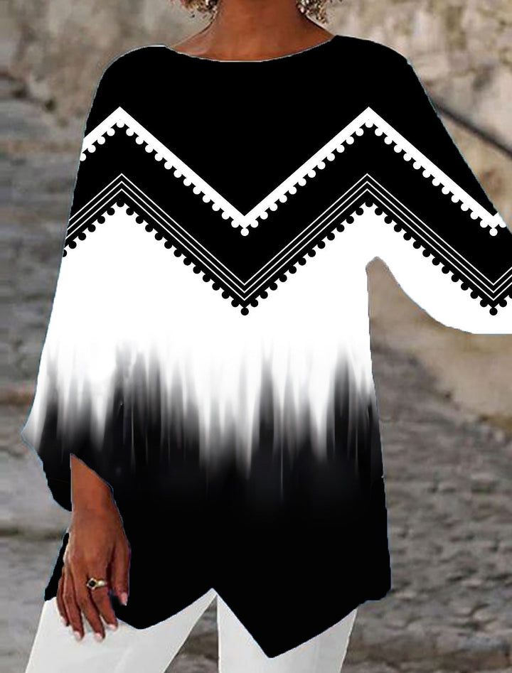 Damen Oversize-Bluse mit modernem Chevron-Muster und Bumerangärmeln Echoarchiv
