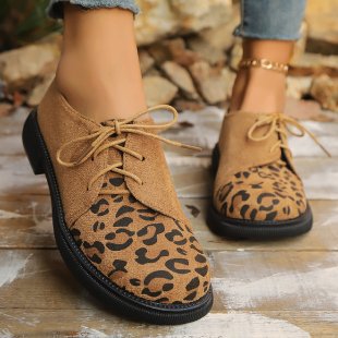 Damen Schnürer im Oxford‑Stil mit Leopardenprint und Wildleder‑Optik – Lioré