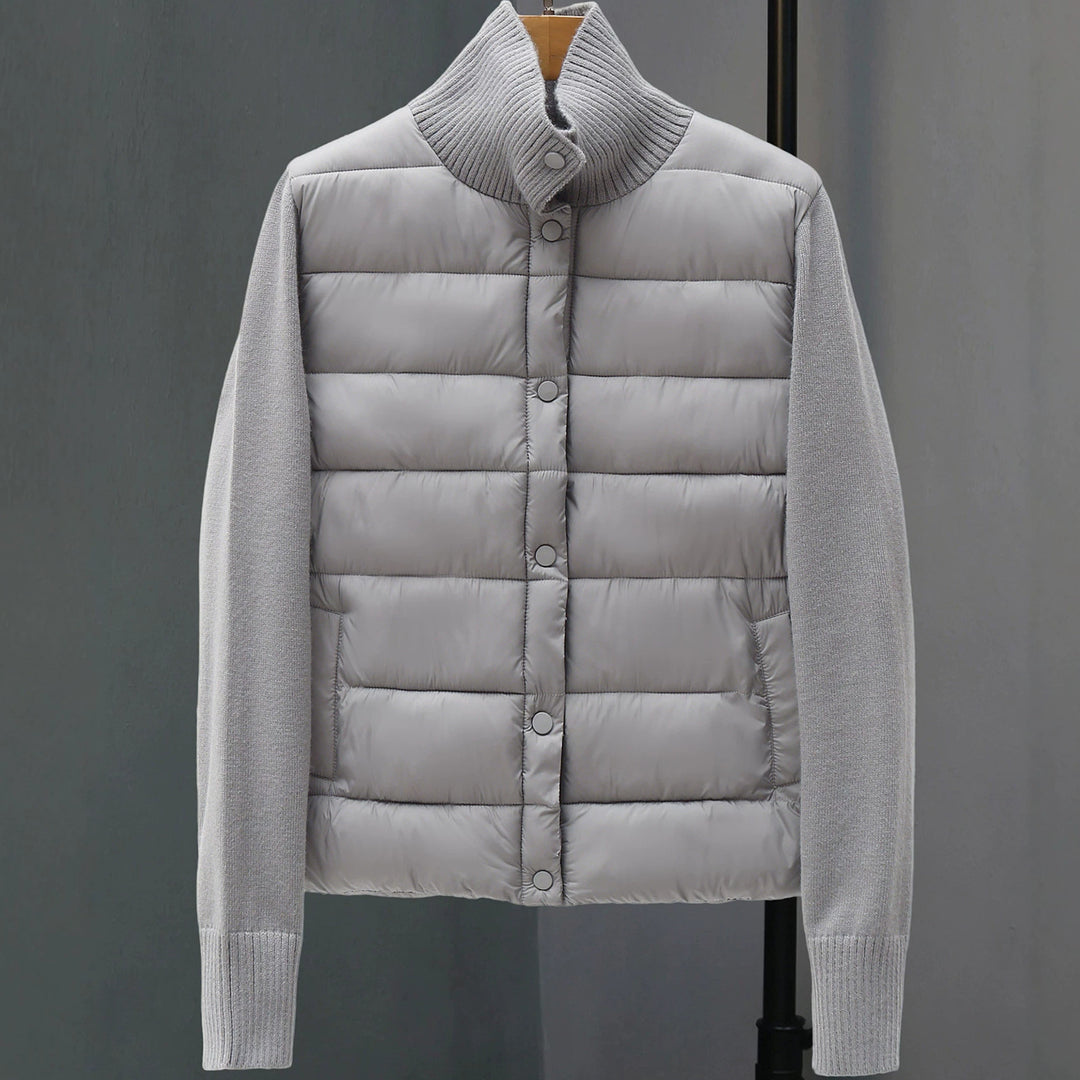 Damen Kurz gefütterte Steppjacke mit gestrickten Ärmeln und Rippkragen Echo Archiv