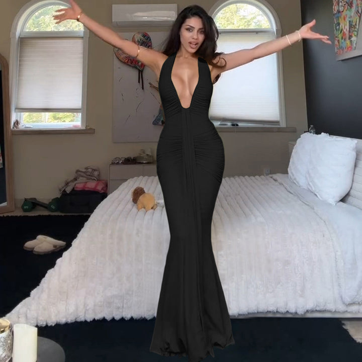 Damen Elegantes Maxikleid mit tiefem Ausschnitt und raffinierten Rüschendetails Echo Archiv