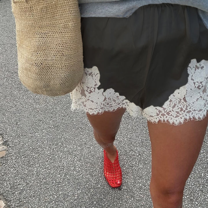 Damen Shorts mit Spitzenbesatz Echo Archiv