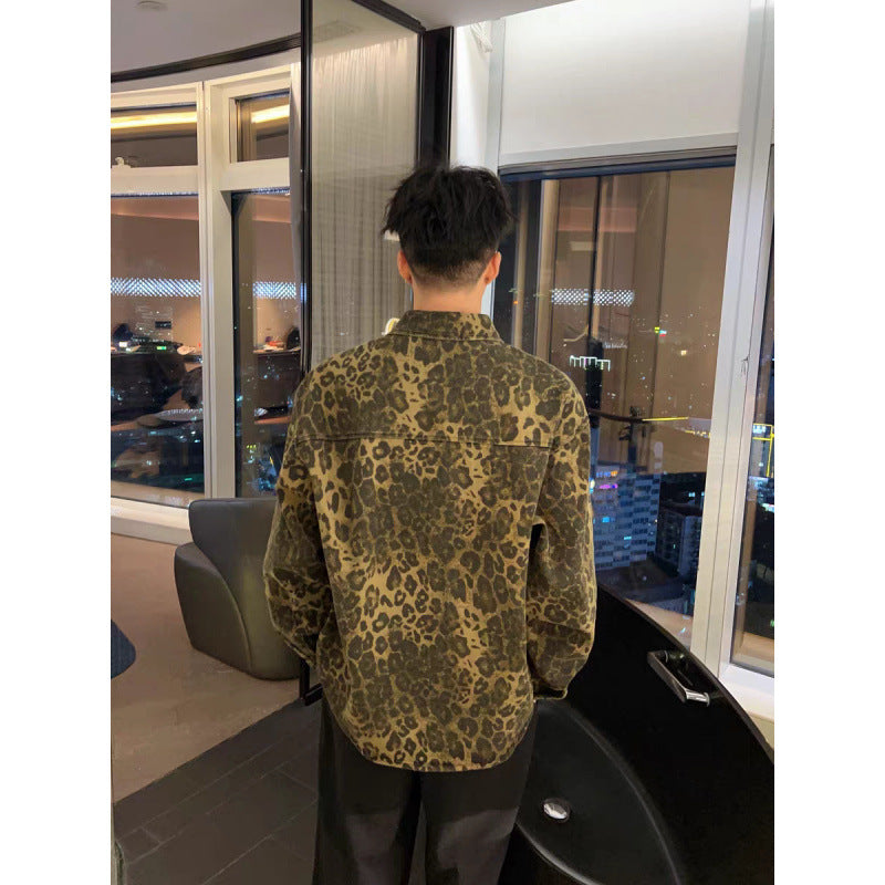 Herren Overshirt-Hemdjacke im Leopardenmuster mit gesticktem Brustlogo Echoarchiv