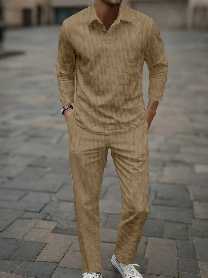 Herren eleganter und bequemer Freizeitanzug mit strukturiertem Design Echoarchiv