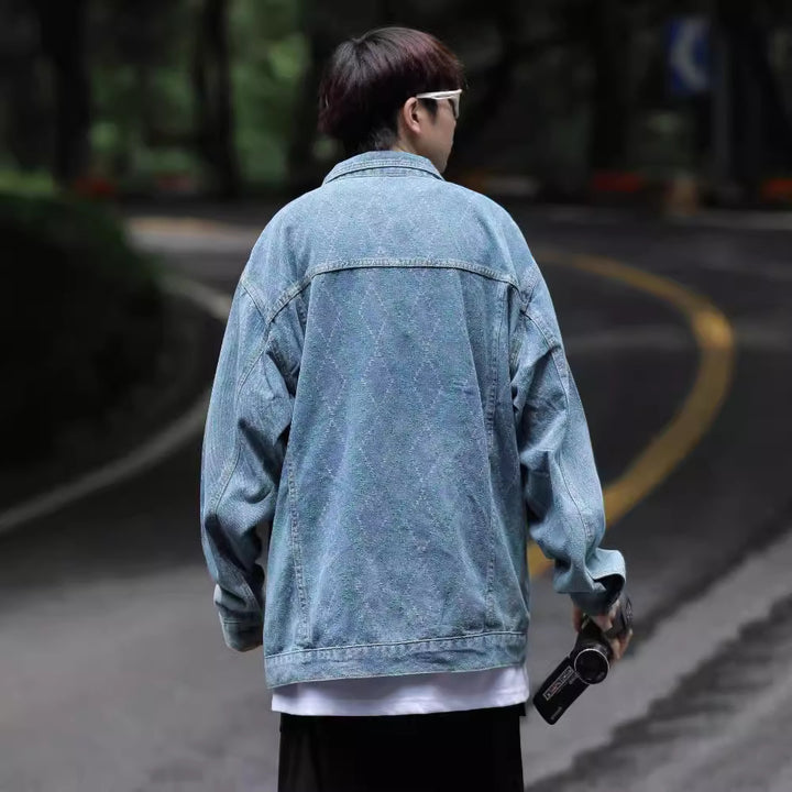 Herren Denim-Jacke mit buntem Ethno-Design und praktischen Reisverschlüssen Echoarchiv