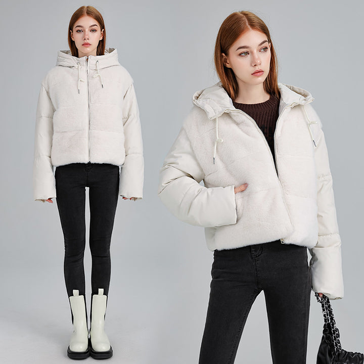 Damen Kurze Hybrid-Winterjacke mit samtiger Kunstfellfront und Kapuzenkragen Echo Archiv