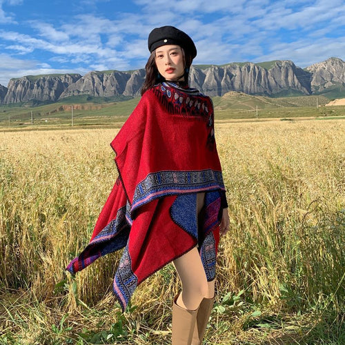 Damen Oversize-Poncho im Ethno-Jacquard mit V-Ausschnitt und strukturiertem Saum Echo Archiv