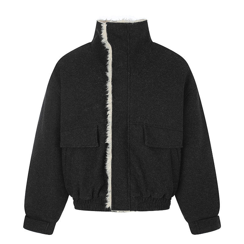 Damen Kurz geschnittene wattierte Blousonjacke mit Kunstfellfutter, Stehkragen und aufgesetzten Pattentaschen Echoarchiv
