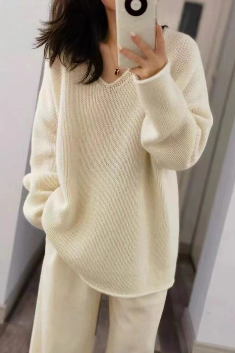Damen Oversize V‑Ausschnitt Pullover im Mohair‑Look mit überschnittener Schulter und gerundetem Saum Echoarchiv