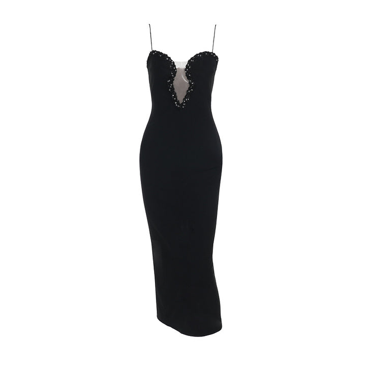 Damen elegantes Abendkleid mit tiefem V-Ausschnitt und funkelnden Strassdetails Echo Archiv