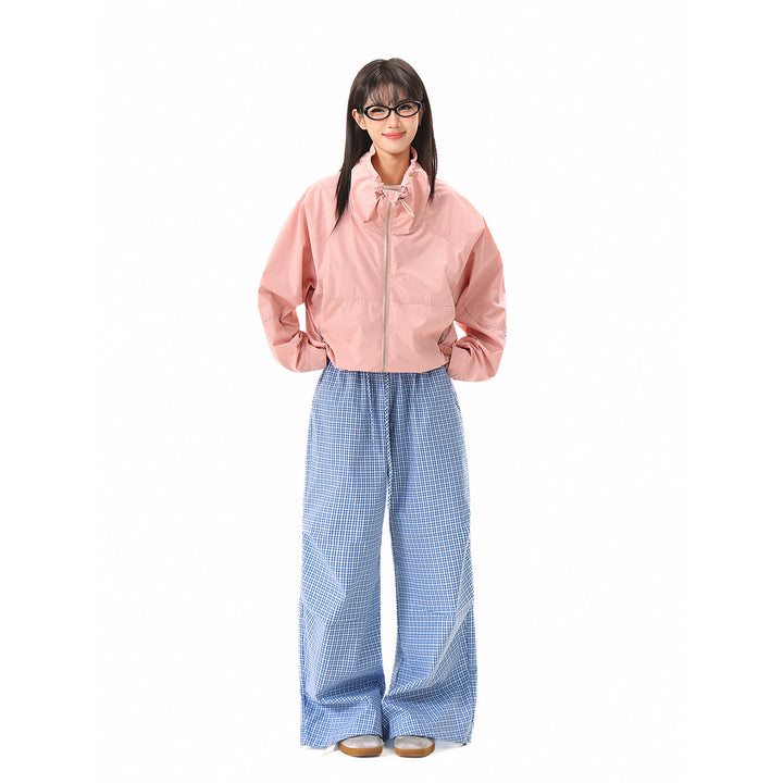 Damen Leichte Cropped Übergangsjacke mit hohem Stehkragen und Reißverschlusstaschen Echoarchiv