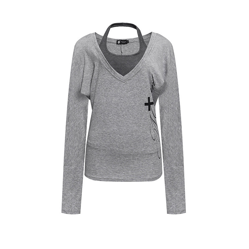 Damen Lagen-Langarmshirt mit tiefem V-Ausschnitt, Neckholder-Innenlayer und seitlichem Script-Print Echoarchiv