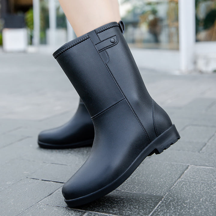 Damen Mittelhohe nahtlose Regenstiefelette aus flexiblem Vollgummi mit griffiger Profilsohle Echoarhiv – Lioré