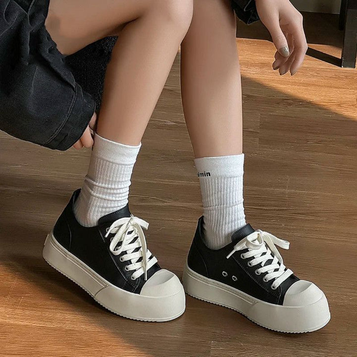Damen Sportliche Sneaker mit einzigartiger Plateau-Sohle Echo Archiv