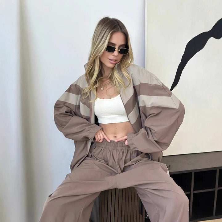 Damen Oversized Windbreaker-Set mit Reißverschlussjacke und elastischer Bundhose – Avérine