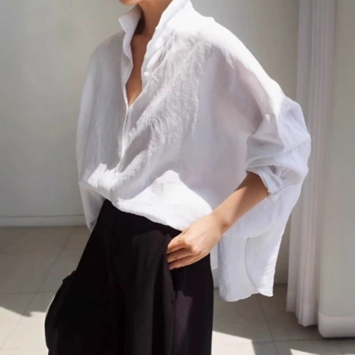 Damen Oversize-Leinenbluse mit geraffter Rückenpasse und krempelbaren Ärmeln – Élovi
