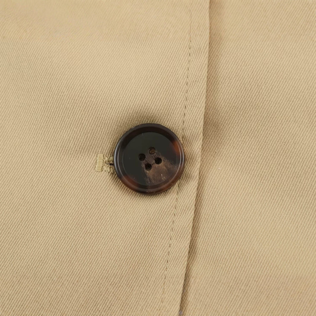 Damen Kurztrenchjacke im Oversize-Schnitt mit doppelter Knopfreihe und Schulterriegeln Echoarchiv
